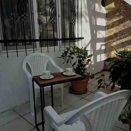 Old Tbilisi Narikala Apartment Exterior photo